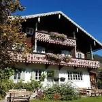 Zeppelin - App Aquamarin * Bramberg am Wildkogel