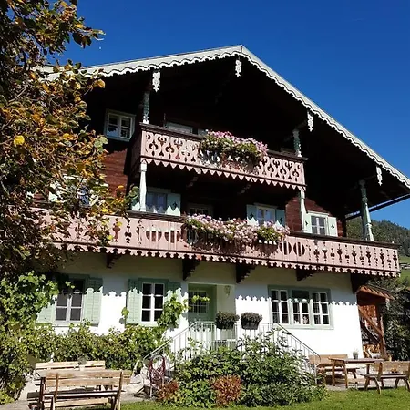 Zeppelin - App Aquamarin * Bramberg am Wildkogel