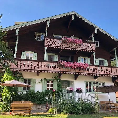 Zeppelin - App Aquamarin Daire